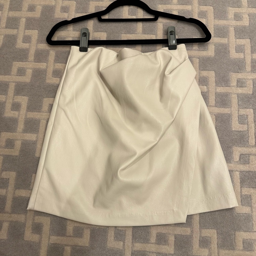 aritzia “angie” leather skirt